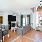 Sunstay La Colina توريمولينوس