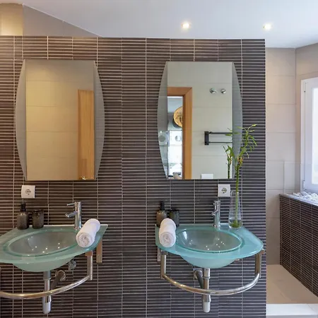 בית נופש Sunstay La Colina *